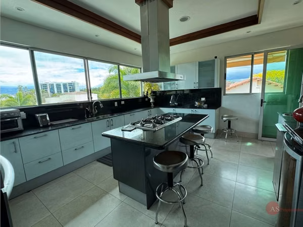 VENTA CASA EN CONDOMINIO CERRO ALTO - ESCAZÚ