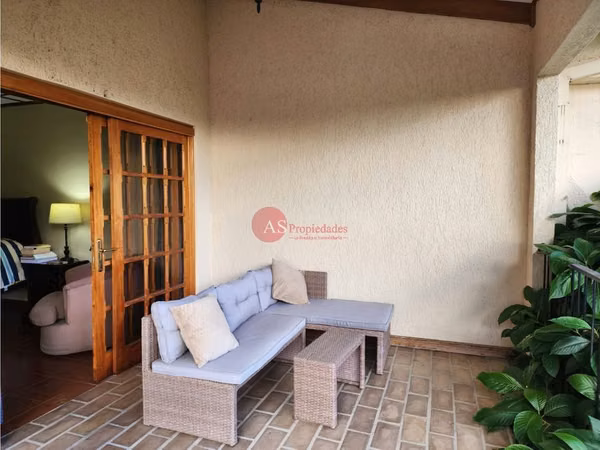 Casa en Residencial Privado | 4 Habitaciones | Patio Grande y Seguridad 24/7