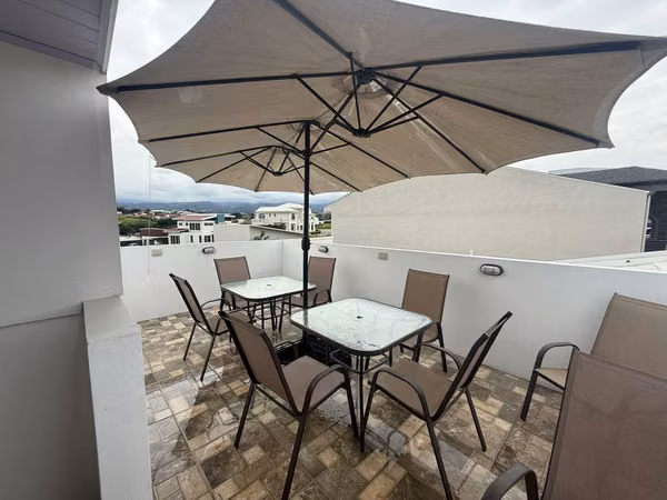 Casa en Venta en Condominio Palma Real, Grecia | 380 m² de Terreno y Amplias Áreas