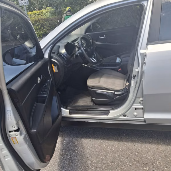 KIA SPORTAGE 2013 AUTOMÁTICO