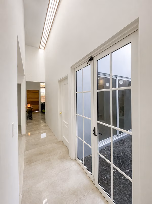 Casa de Lujo en Venta en Condominio Montezuma, Grecia | 4 Habitaciones y Acabados Premium