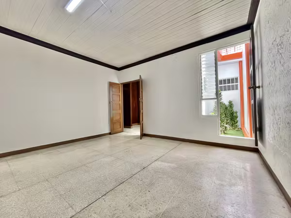 Oficina En Alquiler En El Corazón De Heredia