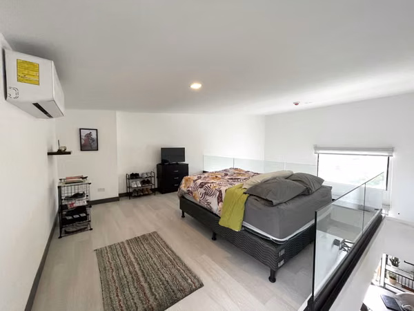 VENTA APARTAMENTO TIPO LOFT, AMUEBLADO, PARA INVERSIÓN,EN CONDOMINIO, SANTA ANA