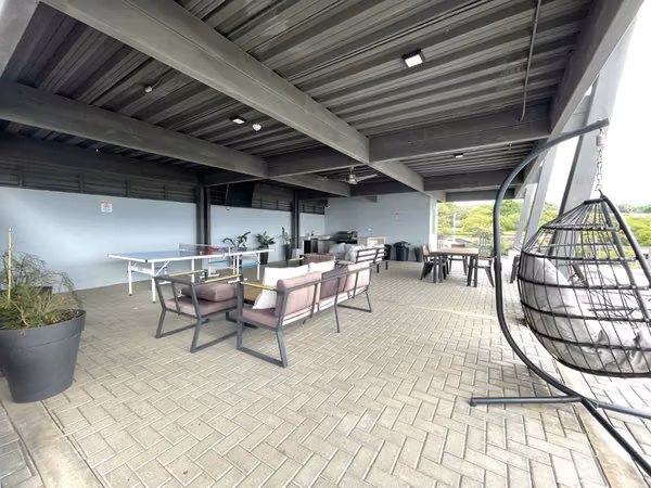 VENTA APARTAMENTO TIPO LOFT, AMUEBLADO, PARA INVERSIÓN,EN CONDOMINIO, SANTA ANA