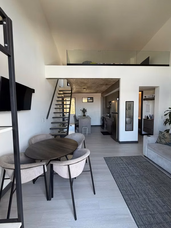 VENTA APARTAMENTO TIPO LOFT, AMUEBLADO, PARA INVERSIÓN,EN CONDOMINIO, SANTA ANA