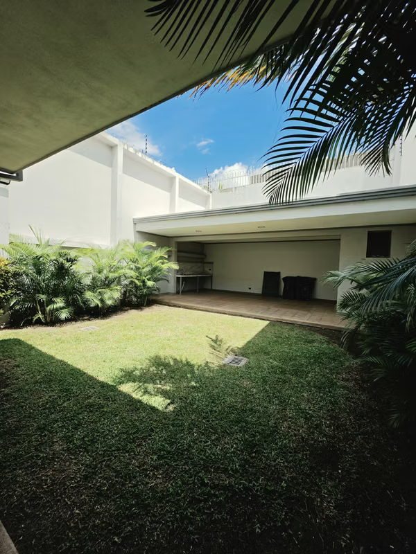 ALQUILER – TREJOS MONTEALEGRE