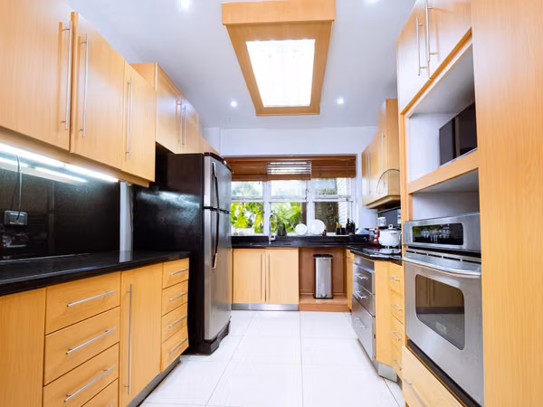 Venta de Amplia Casa en Escazú Trejos Montealegre