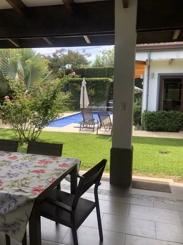 En jaboncillos, Escazu! Casa con master en piso 1PiscinaJsrdin $1.100.000