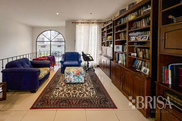 CASA AMUEBLADA EN VENTA / ALQUILER | VISTA DEL VALLE, SANTA ANA