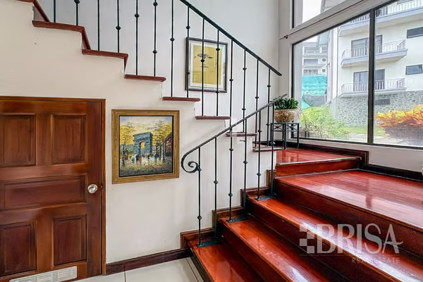 CASA AMUEBLADA EN VENTA / ALQUILER | VISTA DEL VALLE, SANTA ANA
