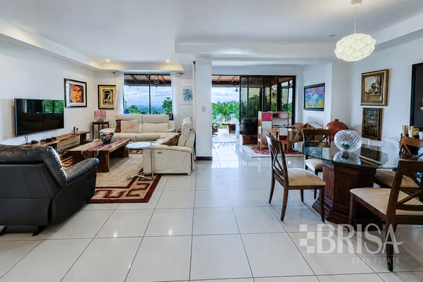 CASA AMUEBLADA EN VENTA / ALQUILER | VISTA DEL VALLE, SANTA ANA
