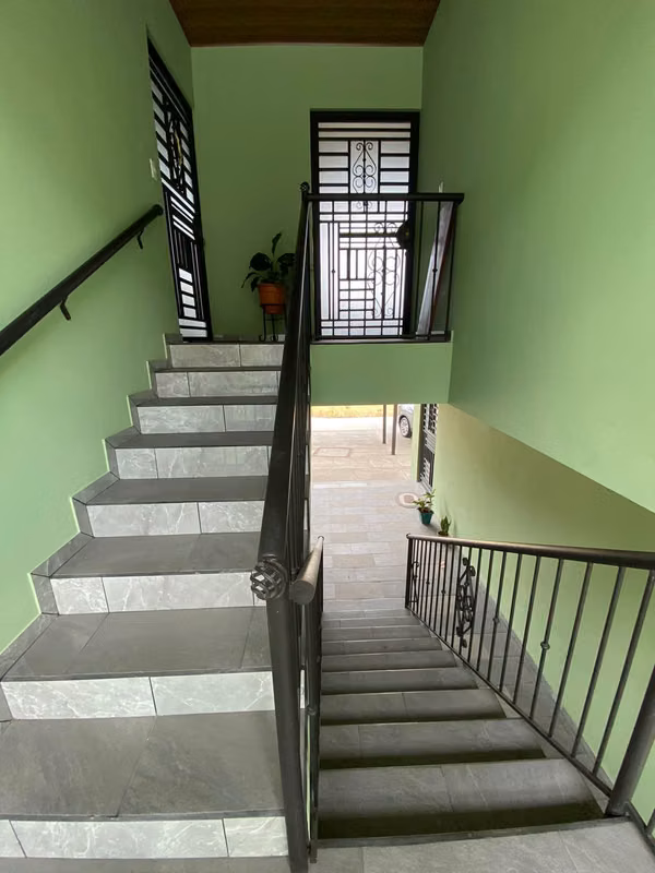 ALQUILER DE HERMOSO APARTAMENTO EN SANTA ANA CENTRO