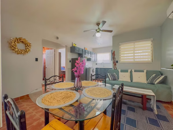 Central Place 9 - Playas del Coco - Ground floor 2bed 1bath walk to downtown