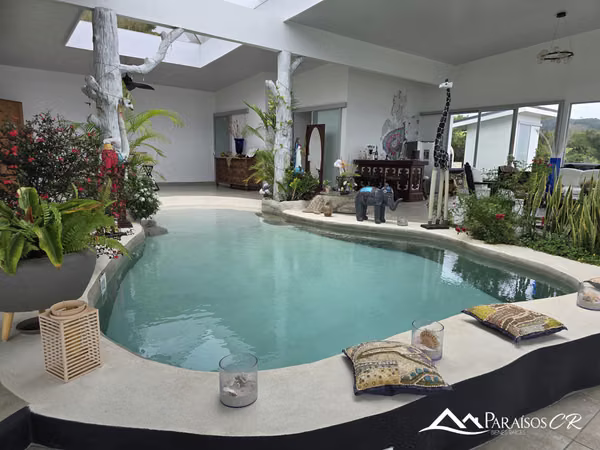 Se vende complejo de villas en Tilaran con vista al Lago Arenal