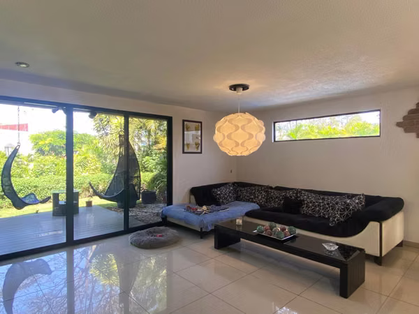 Exclusiva Casa en Condominio en Escazú: Espacio, Comodidad y Ubicación Privilegiada