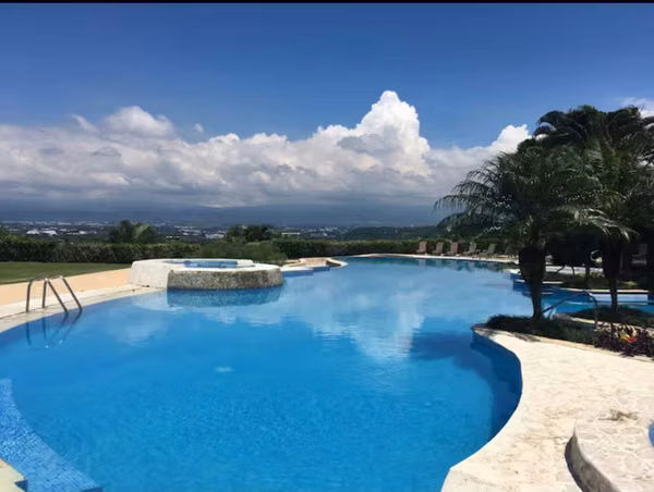 VENTA DE APARTAMENTO — Condominio Avalon Country Club