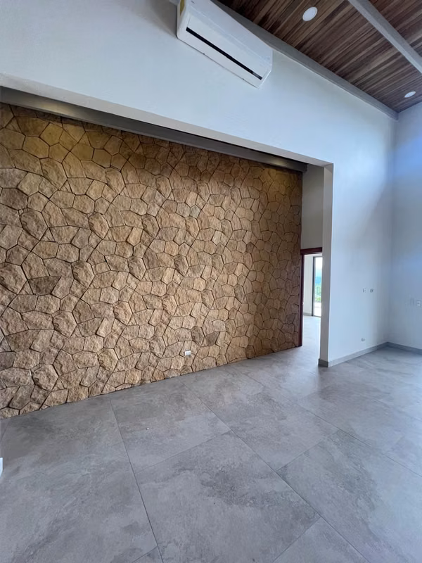 Propiedad moderna con casa de huéspedes y vistas en Atenas