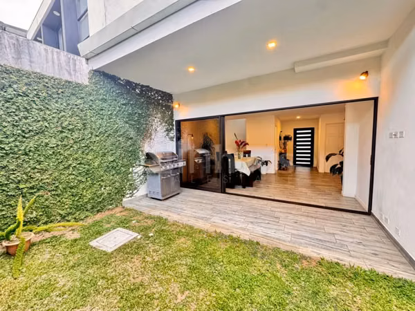 Hermosa Casa en Venta en Condominio ID#42521