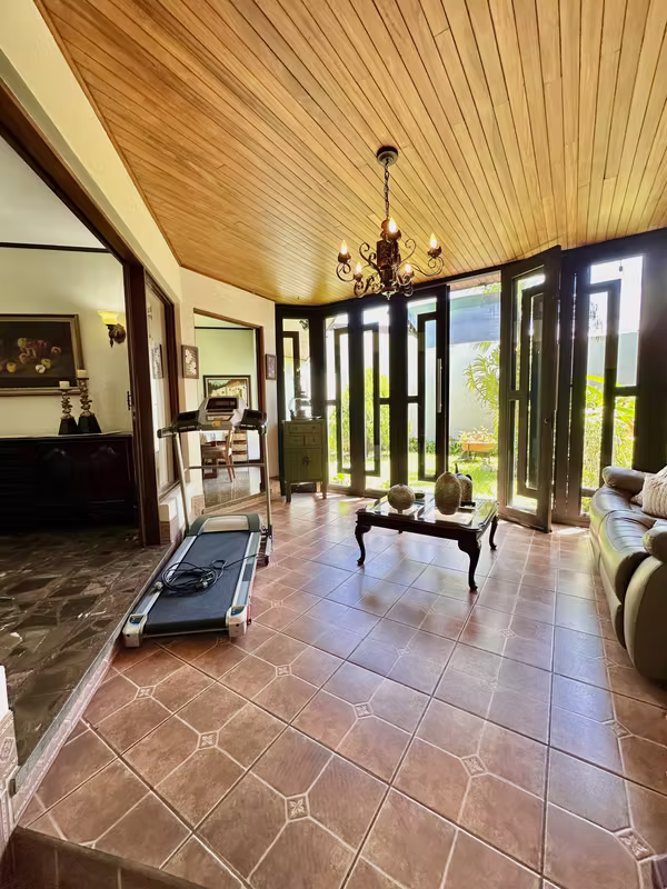 SE VENDE CASA EN SABANA SUR USO MIXTO Y RESIDENCIAL