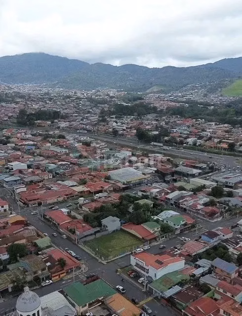 id 38949 Lote Comercial en el Centro de Curridabat