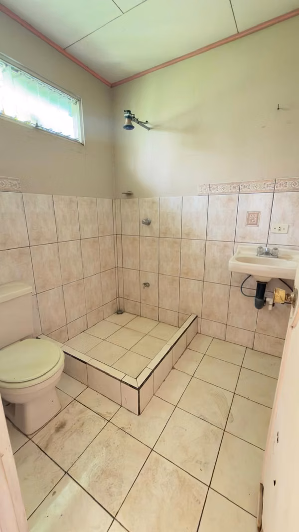 Casa en venta en Alajuela-  1 nivel - independiente- Cerca de Automercado