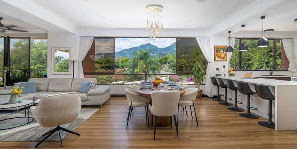 Apartment 3BR in Escazu Portofino - Mountain City Views - Private
