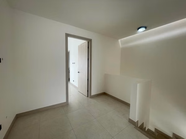 Linda casa contemporánea , nueva lista a pasarse