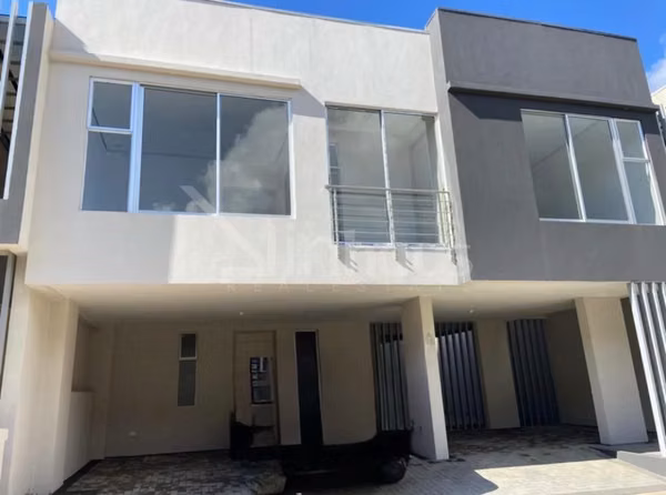 Rental House in Canndominio id42709