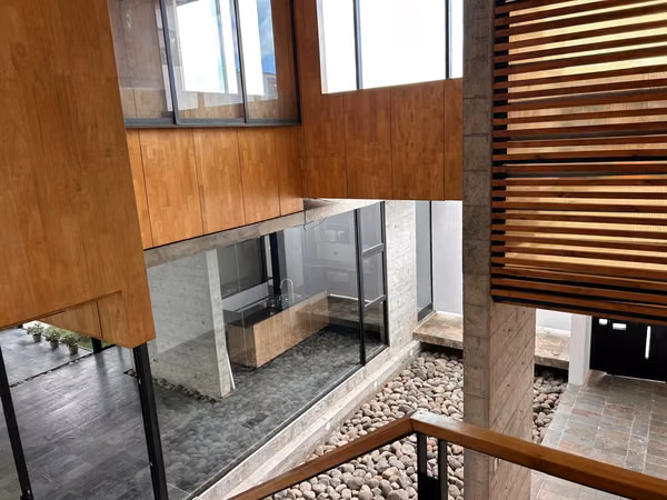 Bosques de Altamonte Maravillosa Casa Moderna #1157