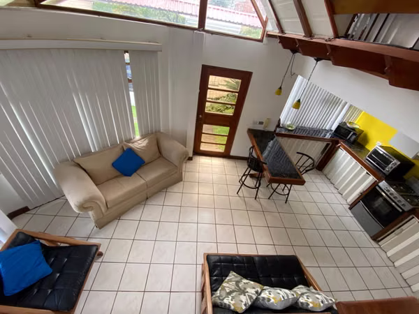 Alquiler de apartamento amueblado en Guayabos de Curridabat