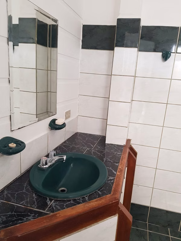 Alquiler de apartamento amueblado en Guayabos de Curridabat