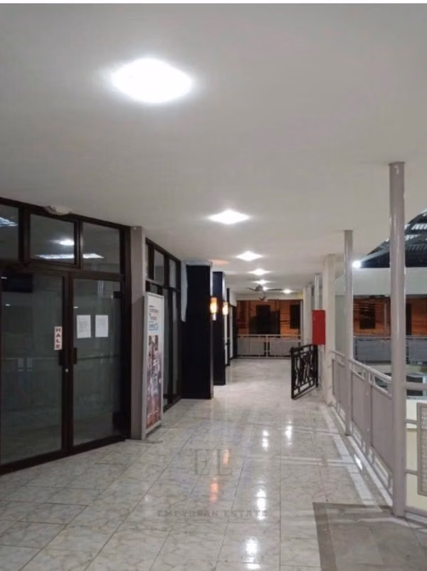 Espacio Comercial en Limón | Desde 500 hasta 1.000 m² | Ideal para negocios y oficinas