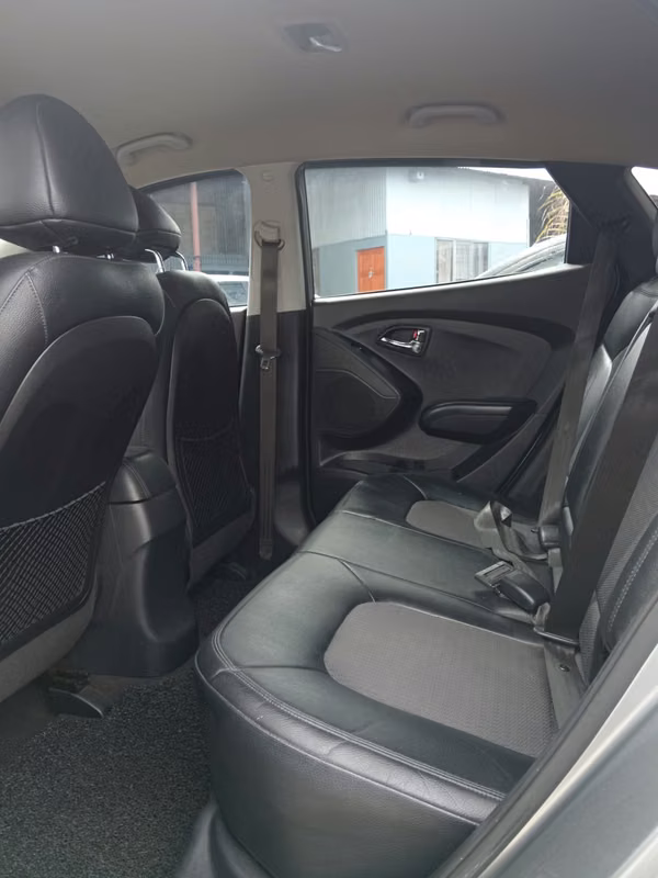 HYUNDAI TUCSON 2011  FINANCIADO