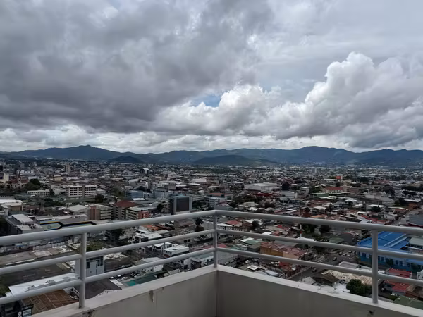 Venta de apartamento en Torres de Paseo Colon