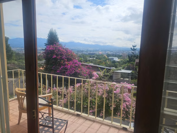 Apartamento Tipo Estudio Amueblado en Escazú | Internet y Servicios Incluidos | 325.000