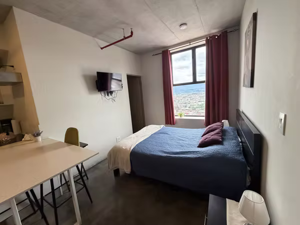 Venta de Studio Amoblado en Escalante.