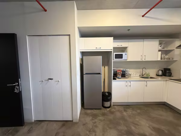 Venta de Studio Amoblado en Escalante.