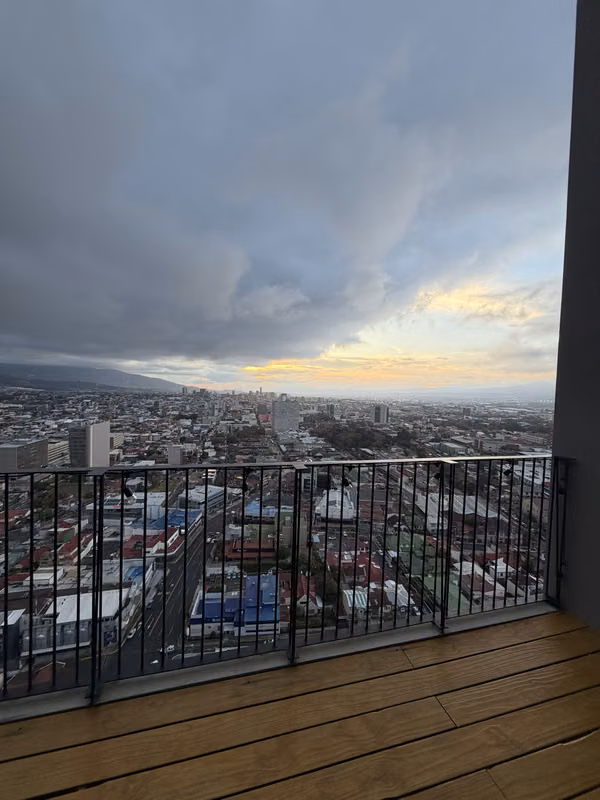Venta de Studio Amoblado en Escalante.