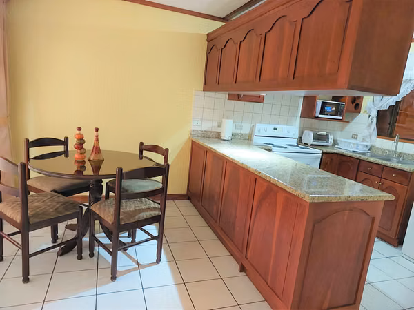 RENTAL APARTMENT FURNISHED $1,300 GUACHIPELIN