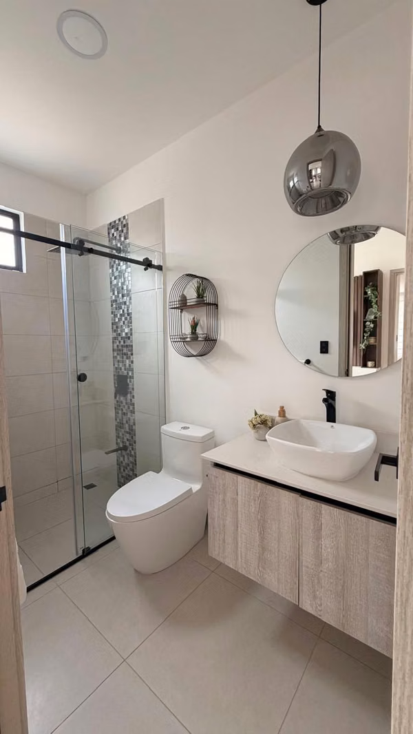 Casa en venta en Condominio- Lindora Village   . 100 % financiamiento