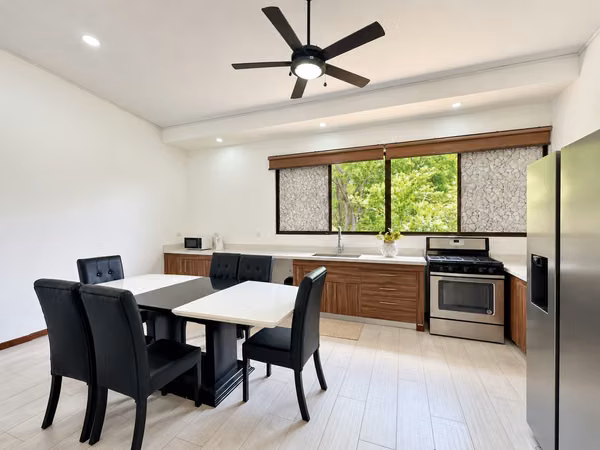 Elegante casa en Alquiler. Tamarindo, Guanacaste