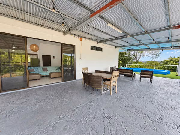 Elegante casa en Alquiler. Tamarindo, Guanacaste