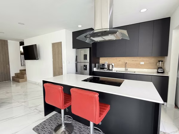 Casa con o sin Muebles en Alquiler en Santa Ana | 2 Habitaciones | Piscina Privada | ID27015