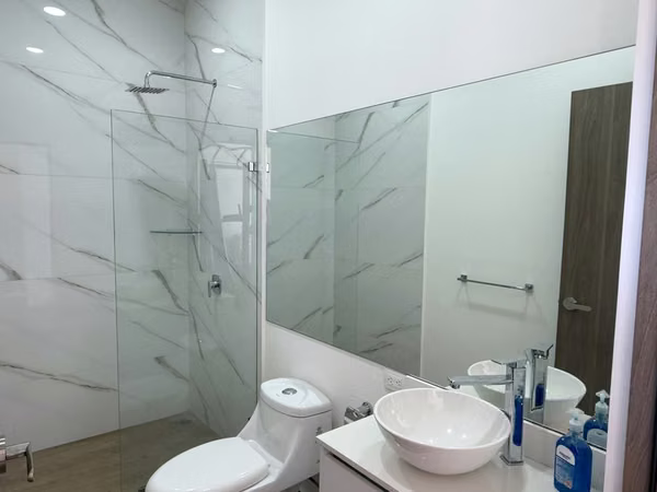 Casa con o sin Muebles en Alquiler en Santa Ana | 2 Habitaciones | Piscina Privada | ID27015