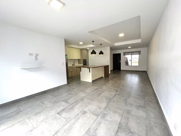 VENTA DE CASA EN CONDOMINIO, GUACHIPELÍN - ESCAZÚ