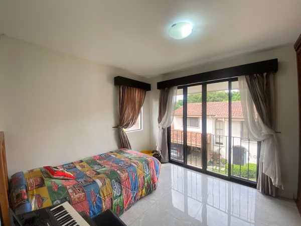 Se vende casa en condominio, Guachipelín