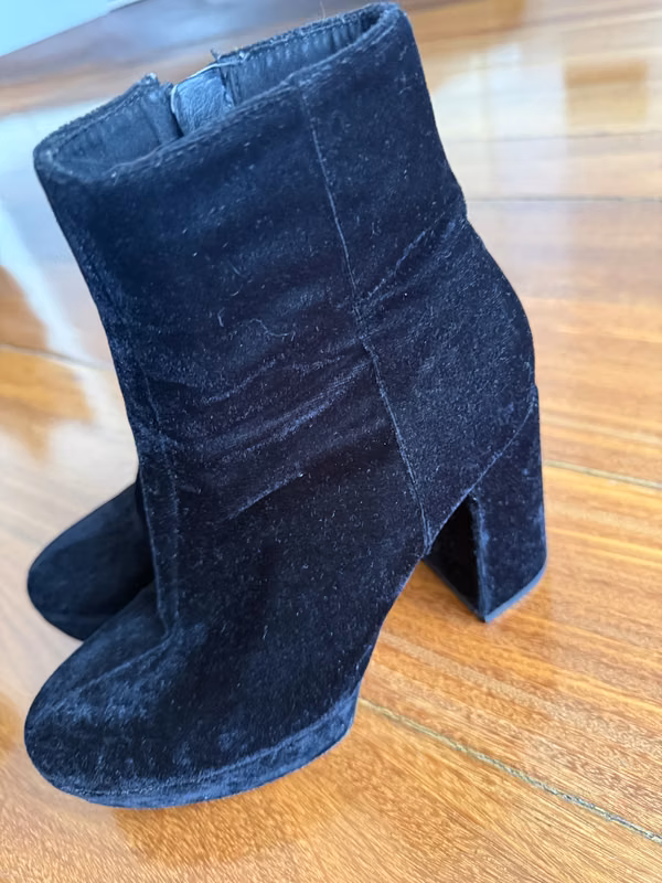 women's shoes