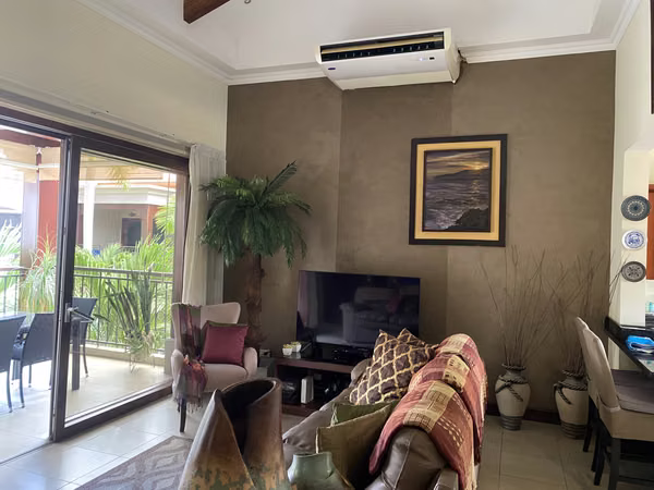 Apartamento en condominio a la venta en Jacó