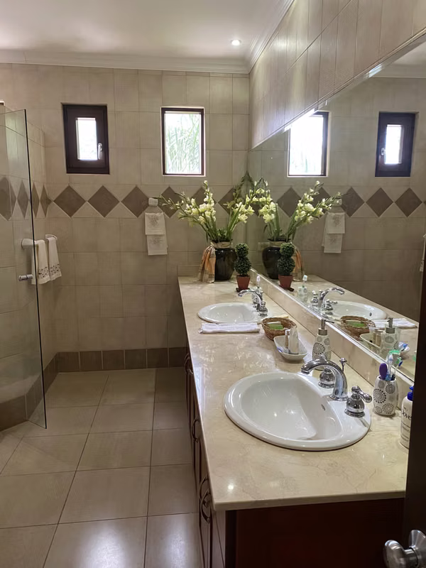 Apartamento en condominio a la venta en Jacó