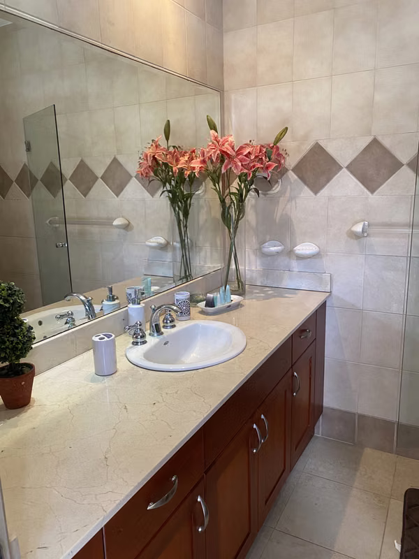 Apartamento en condominio a la venta en Jacó